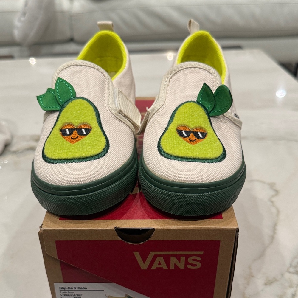 Vans Kids Slip-On Shoes - Green and White with box